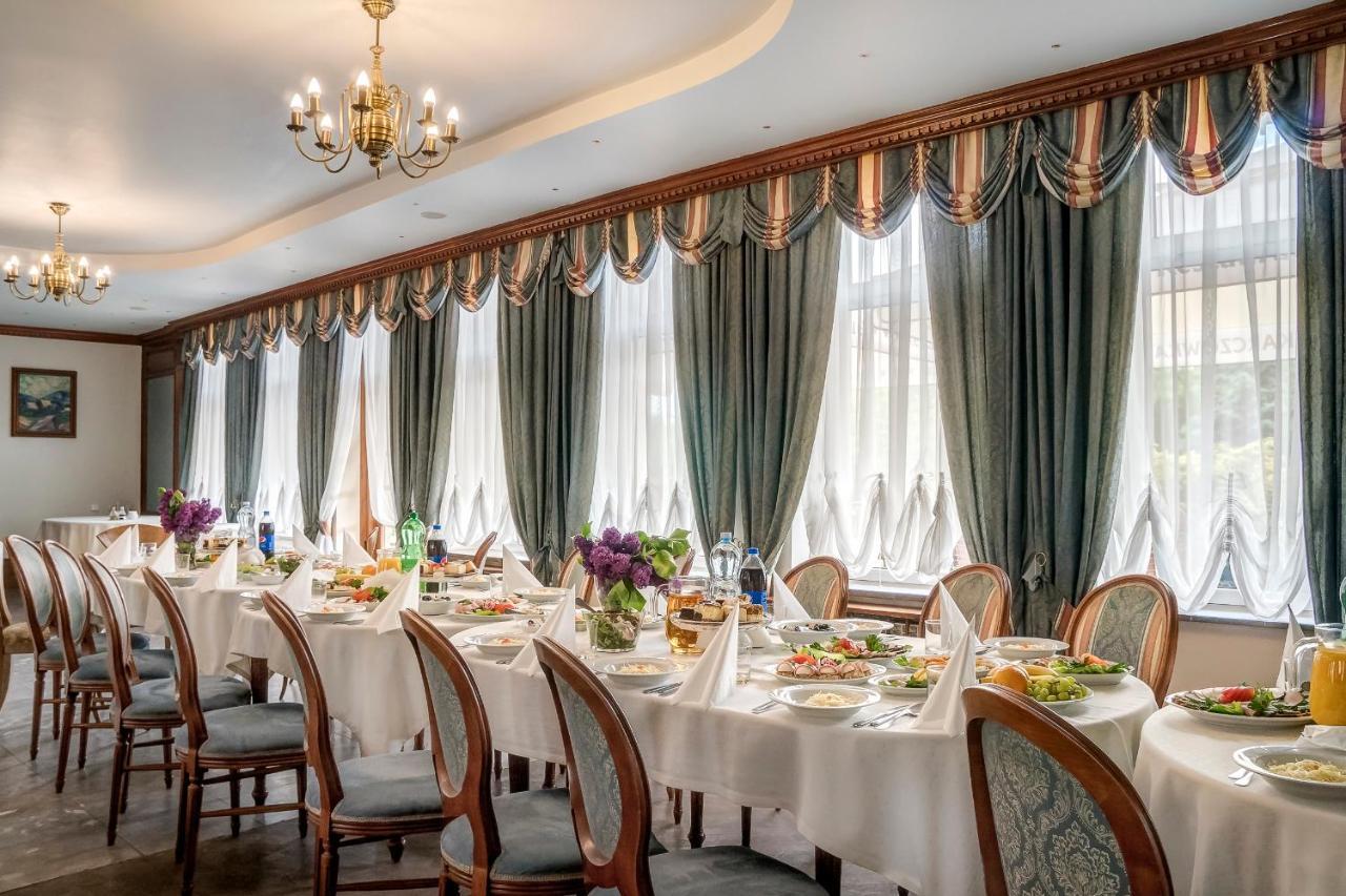 Hotel Karczowka Kielce Extérieur photo